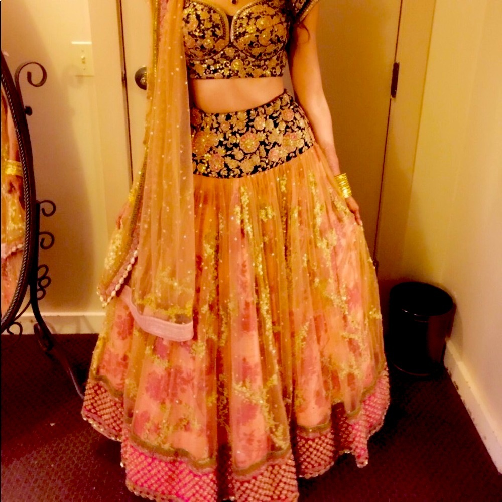 Sabyasachi lengha